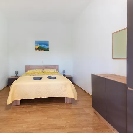 Niki Apartman