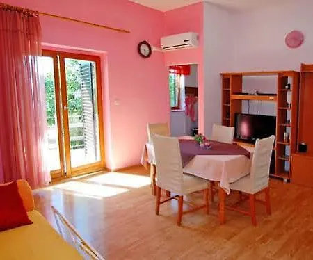 Apartment Niki